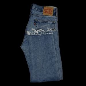 Vintage Frayed Levi's 505 Jeans - 35x32